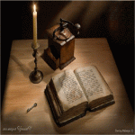 Вечерний натюрморт со свечой и книгой.