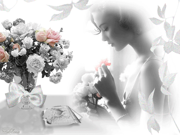 Девушка,письмо и цветок